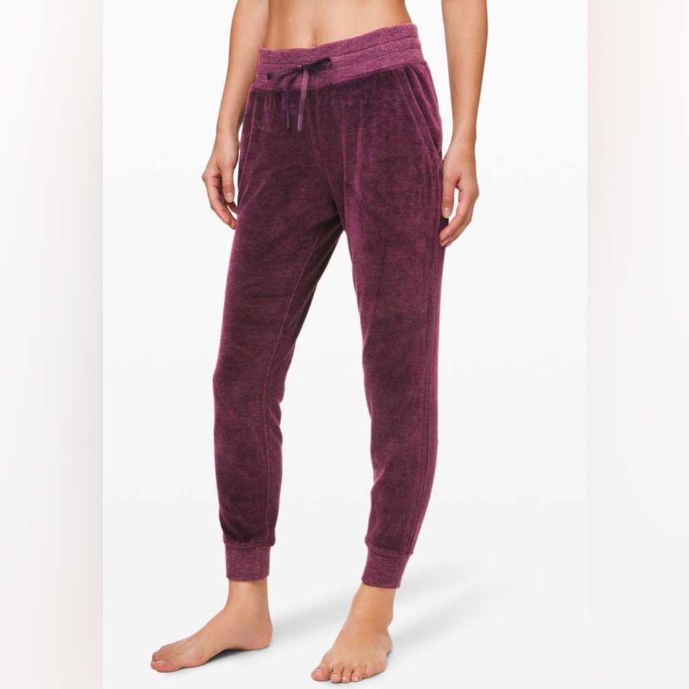 Lululemon Warm Down Jogger - Velour